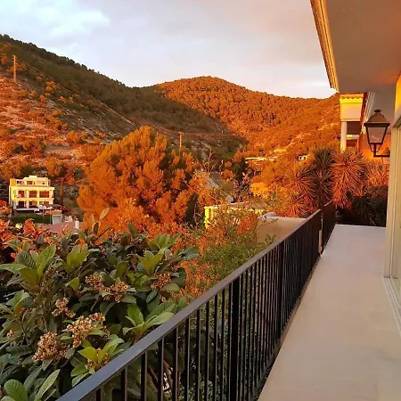 Colonial. Impressive Views Of The Sea. High Design. Renovated. Vila Sitges