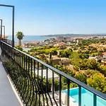 Villa Colonial. Impressive Views Of The Sea. High Design. Renovated.