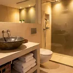 Villa Colonial. Impressive Views Of The Sea. High Design. Renovated.