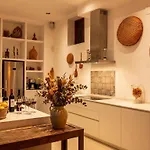 Colonial. Impressive Views Of The Sea. High Design. Renovated. Villa Sitges