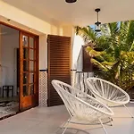 Colonial. Impressive Views Of The Sea. High Design. Renovated. * Sitges