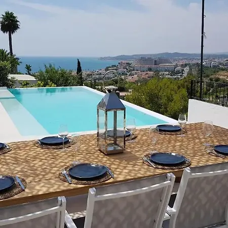 Colonial. Impressive Views Of The Sea. High Design. Renovated. Sitges