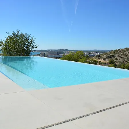 Villa Colonial. Impressive Views Of The Sea. High Design. Renovated. *