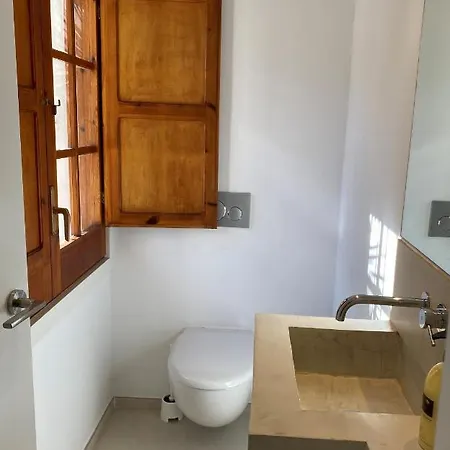 Villa Colonial. Impressive Views Of The Sea. High Design. Renovated.