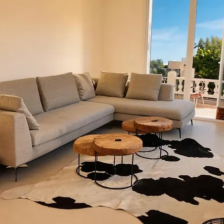 Colonial. Impressive Views Of The Sea. High Design. Renovated. Villa