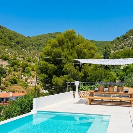 Colonial. Impressive Views Of The Sea. High Design. Renovated. *