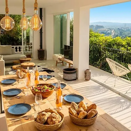 Colonial. Impressive Views Of The Sea. High Design. Renovated. Sitges