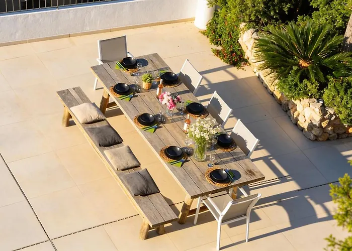 Colonial. Impressive Views Of The Sea. High Design. Renovated. *