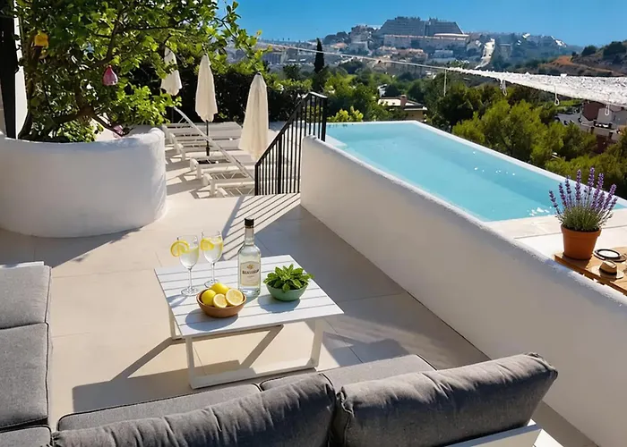 Colonial. Impressive Views Of The Sea. High Design. Renovated. Sitges